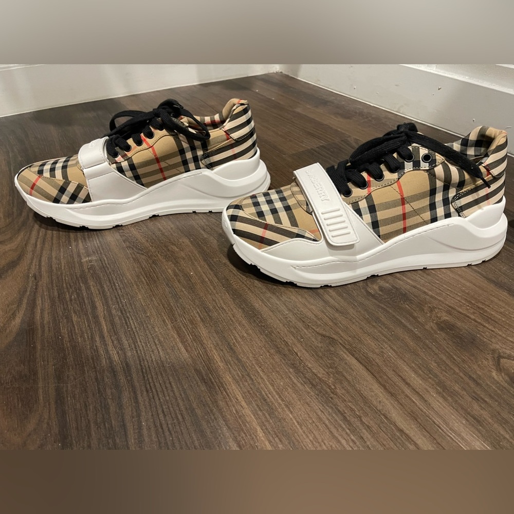 Men’s Burberry Sneakers